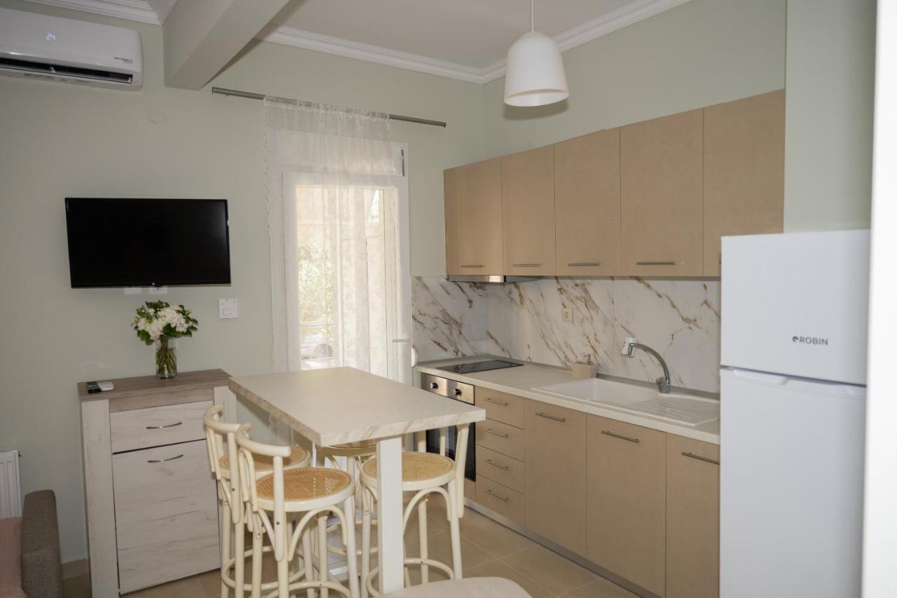 Zoe Seaview Apartment By Rentalspro - Nea Moudania Halkidiki Eksteriør billede